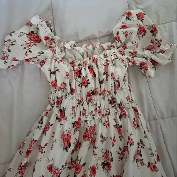 NWOT- Floral Off-Shoulder Dress - Picture 2 of 5